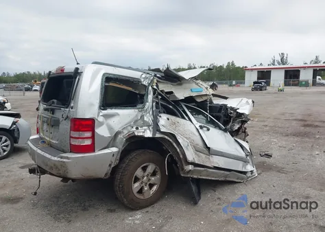 2011 Jeep Liberty Sport z USA, uszkodzony, nr VIN 1J4PN2GK5BW585865